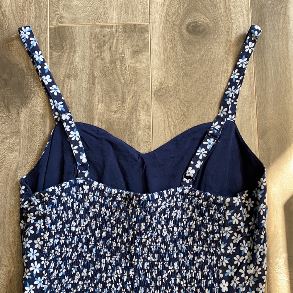 Women’s Old Navy cami navy floral dress - daisy - Picture 6 of 8